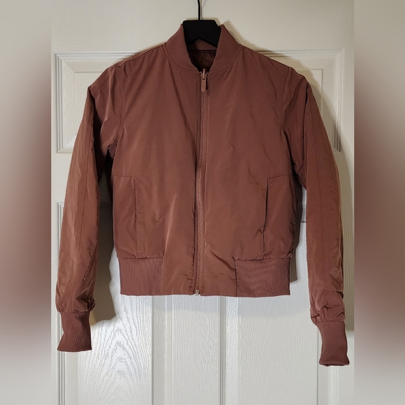 Lululemon Non-Stop Reversible Bomber in Spiced Chai - Picture 2 of 5